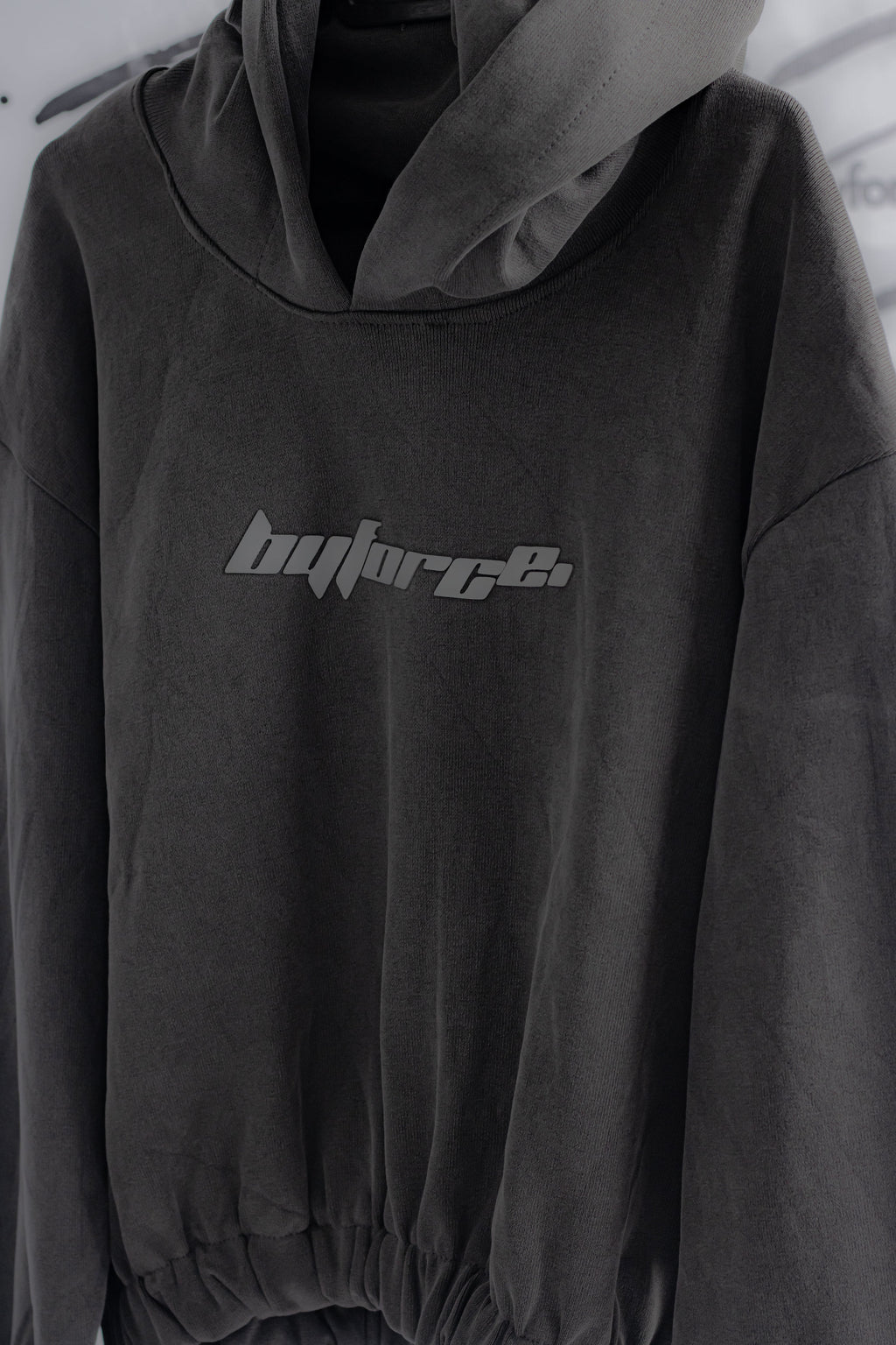 LYRA // byforce. Women’s Crop Hoodie (Gray)